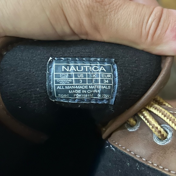 Nautica Duck Boot - Picture 2 of 4